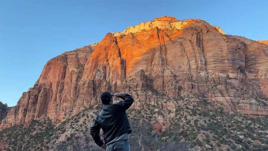 1-Day Grand Canyon Tour from Las Vegas: Stargazing & Sunrise - Lake Powell in half an hour