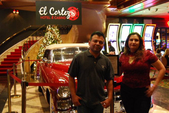 2-Hour Fremont Walking Tour with Photos and Champagne - The D and the Golden Nugget finish with classic Vegas oddities