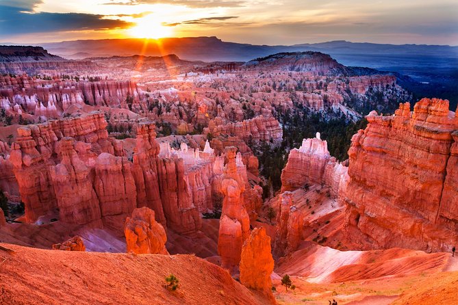 3-Day Tour: Zion, Bryce Canyon, Monument Valley and Grand Canyon - Day two: Antelope Canyon and Monument Valley