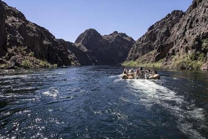 3-Hour Black Canyon Motorized Raft Tour with Optional Transport - The beach stop, cold water, and included lunch