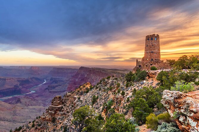 4-Day Southwest Giant Ring National Parks Tour from Las Vegas - Day 3: Monument Valley, Horseshoe Bend, and Antelope Canyon