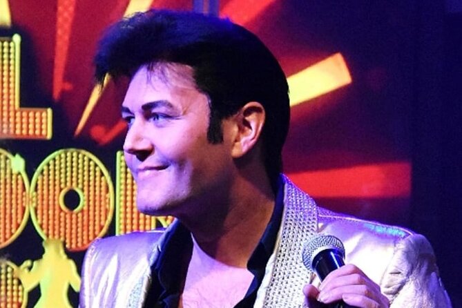 All Shook Up: Elvis Tribute Show at Alexis Park Resort Hotel - The First Songs Set the Tone