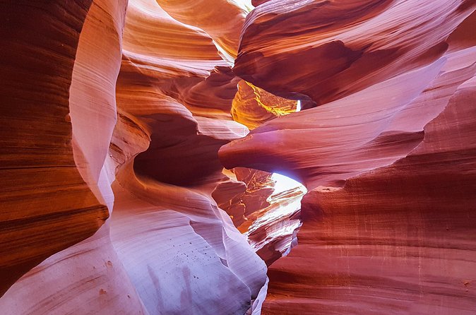 Antelope Canyon and Horseshoe Bend by Airplane from Las Vegas - Fitness, age, and aircraft restrictions