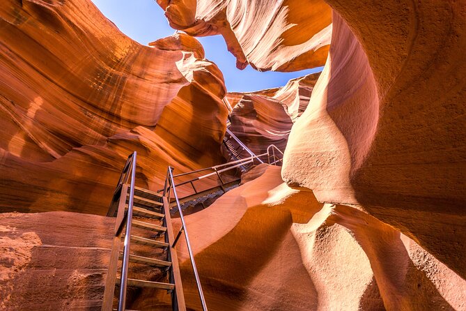Antelope Canyon and Horseshoe Bend by Airplane from Las Vegas - Who should book this experience?