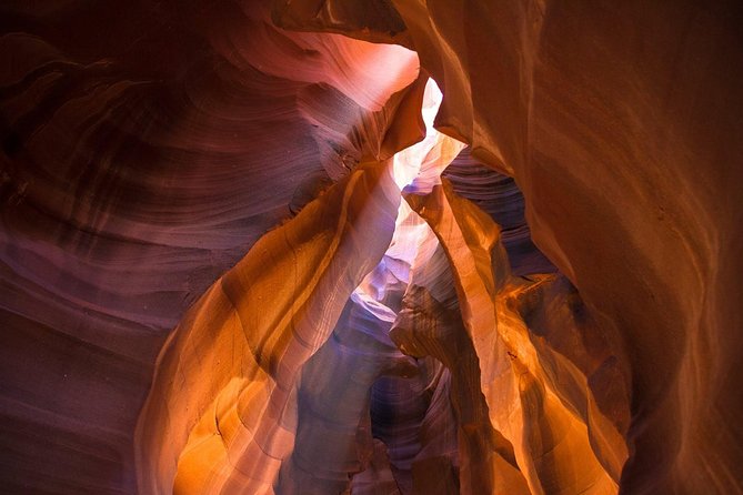 Antelope Canyon and Horseshoe Bend Small Group Tour from Vegas - What the Navajo-guided canyon visit adds