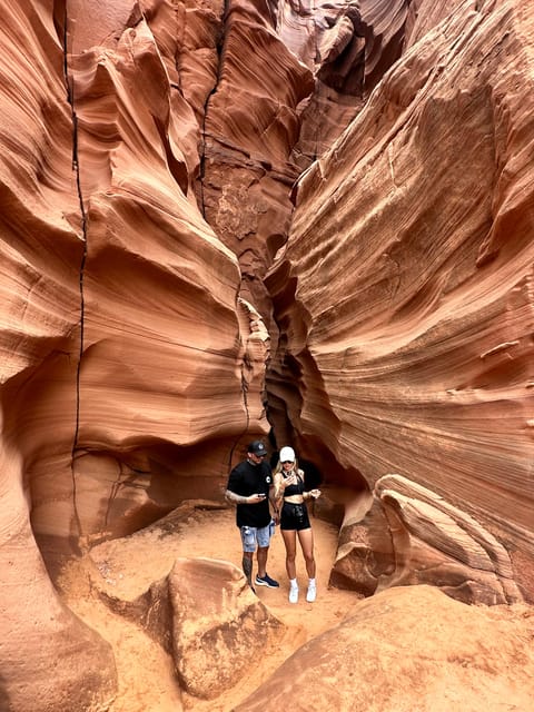 Antelope Canyon and Horseshoe Bend Vip small group tour - Who should book this day trip?