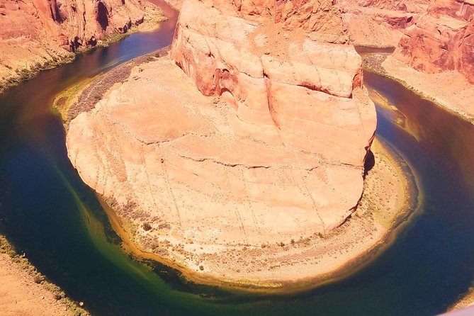 Antelope Canyon, Horseshoe Bend and Lake Powell Tour from Las Vegas - Lunch, snacks, and drinks keep the long day manageable