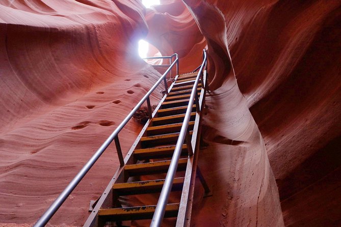 Antelope Canyon Luxury Private Tour from Las Vegas - Horseshoe Bend after a quarter-mile walk