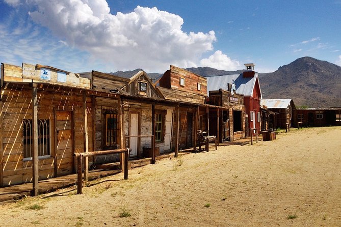 Arizona Ghost Towns and Wild-West Day Trip from Las Vegas - Leaving Las Vegas for the old West