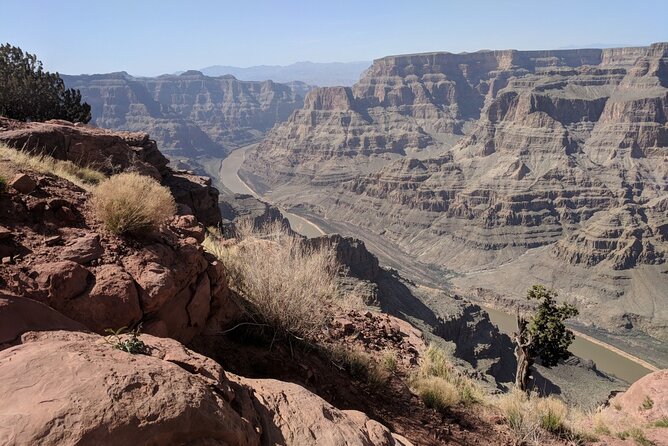 Audio Driving Tour: Grand Canyon West, Hoover Dam Red Rock Canyon - Choosing between a half-day and a full road day