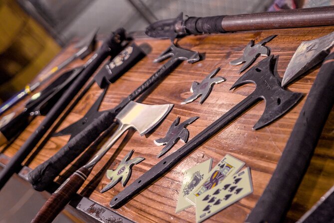 Axe Throwing Las Vegas Fremont Street - Is $40 good value?