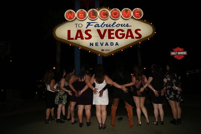 Bachelorette Party Bus Club Crawl - The bus drinks, music, and onboard atmosphere