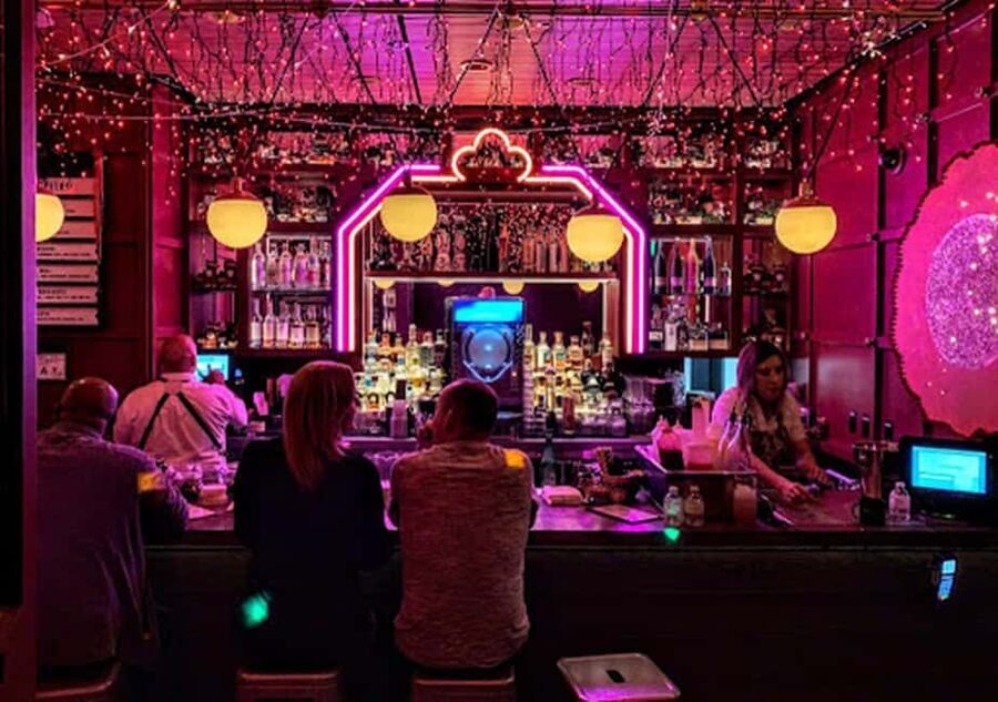Bars Unknown: The Las Vegas Strip Bar Crawl - What the $49 price really covers