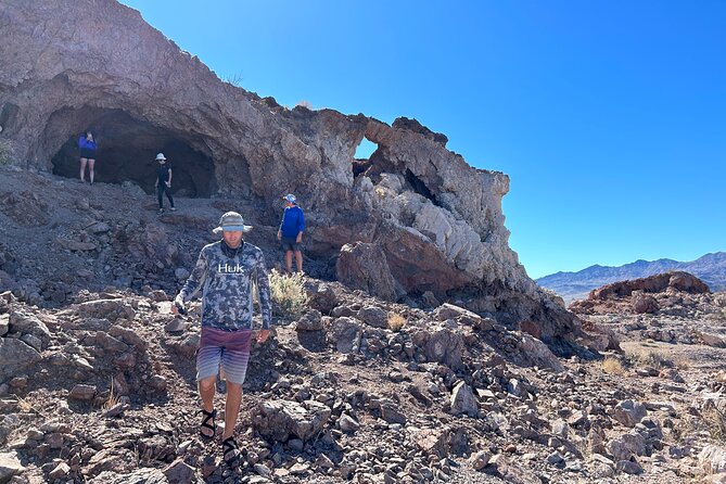 Boulder Islands Tour: Kayak, Paddleboard or Hydrobike Lake Mead - What the guides add to the experience
