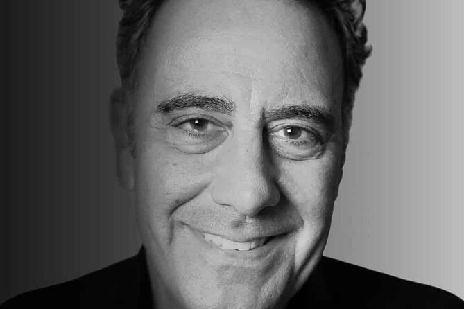 Brad Garrett's Comedy Club at MGM Grand Hotel and Casino - Inside the 90-minute show