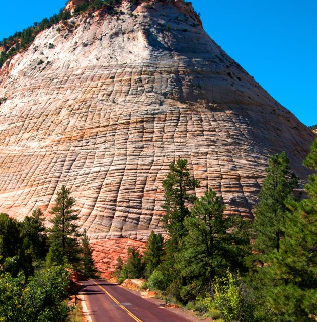 Bryce Canyon and Zion Park Combo Tour From Las Vegas - Zion brings a different kind of drama