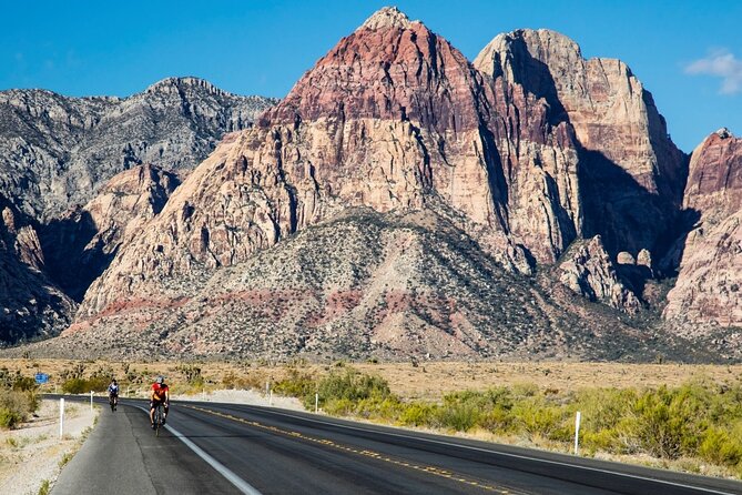 California Desert, Red Rock Views and Seven Magic Mountains - What the $99 price really buys
