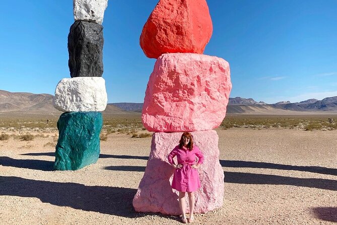 California Desert, Seven Magic Mountains and Las Vegas Sign - Pickup, drop-off, and timing details