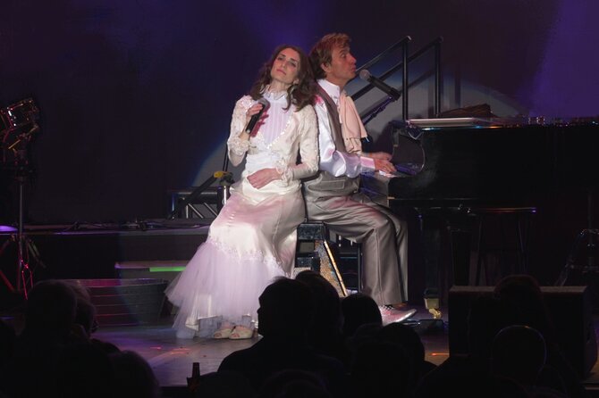 Carpenters Legacy at Planet Hollywood Resort and Casino - The music, from Close to You to Yesterday Once More