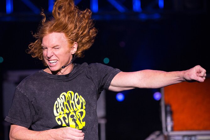 Carrot Top at the Luxor Hotel and Casino - Carrot Top at Luxor: a prop-comedy show with a Las Vegas scale