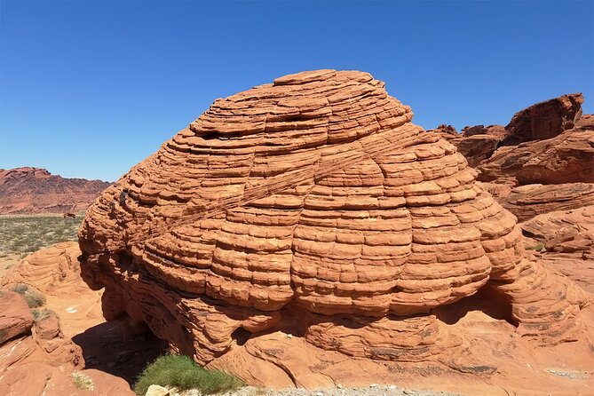 Combo Tour: Valley of Fire & Hoover Dam Full-Day Tour - Historic Cabins and the visitor center