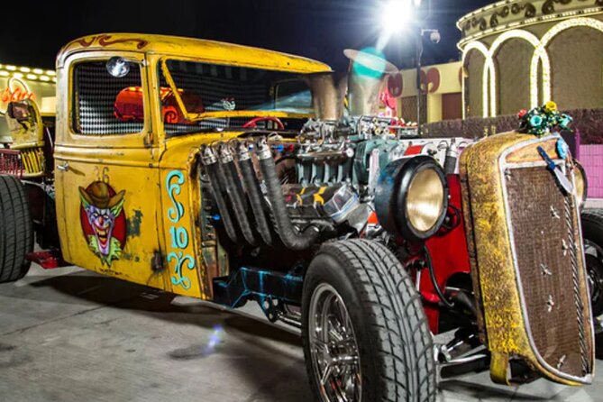 Count's Kustoms Deluxe Car Tour - Count’s Kustoms: the tour’s main attraction