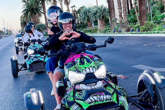 Couples Private Guided Red Rock Canyon Tour On A CanAm Trike - Booking, meeting point, and cancellation details