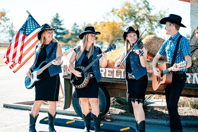 "Cue the Country" show & dinner at Firelight Barn in Henderson - Key points to know before you go
