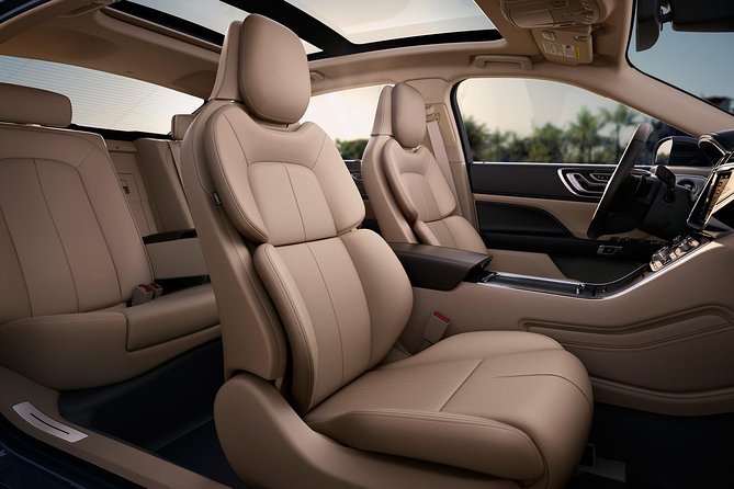 Departure Private Transfer: Las Vegas to Las Vegas Airport by electric vehicle - The hotel pickup: where the service really earns its keep