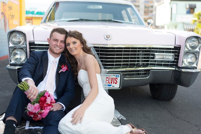 Elvis Themed Wedding or Vow Renewal at Graceland Wedding Chapel - The real cost of the experience
