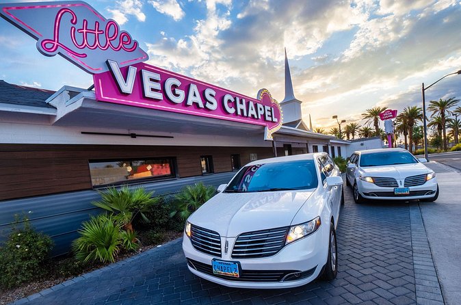 Elvis Wedding at The Little Vegas Chapel including Limousine Transportation - Meeting Elvis before the vows