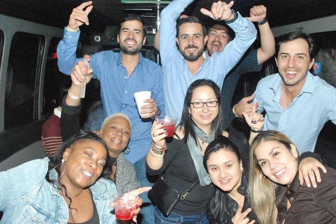 Epic Nightclub Crawl with Party Bus Ride & Free Drinks - The practical rhythm of the four-hour night