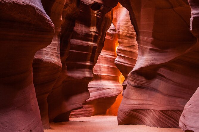 Extra Luxury tour for up to 7 to Antelope Canyon X and Horseshoes - Antelope Canyon X and the Navajo-guided walk