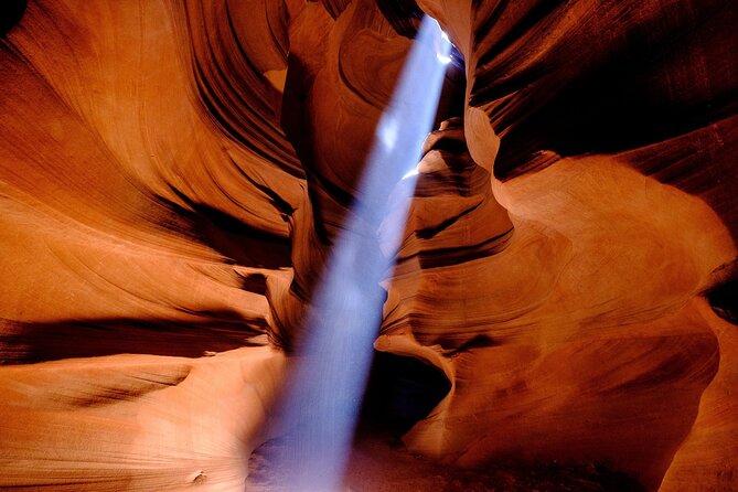 Extra Luxury tour for up to 7 to Antelope Canyon X and Horseshoes - Horseshoe Bend and the one-mile approach