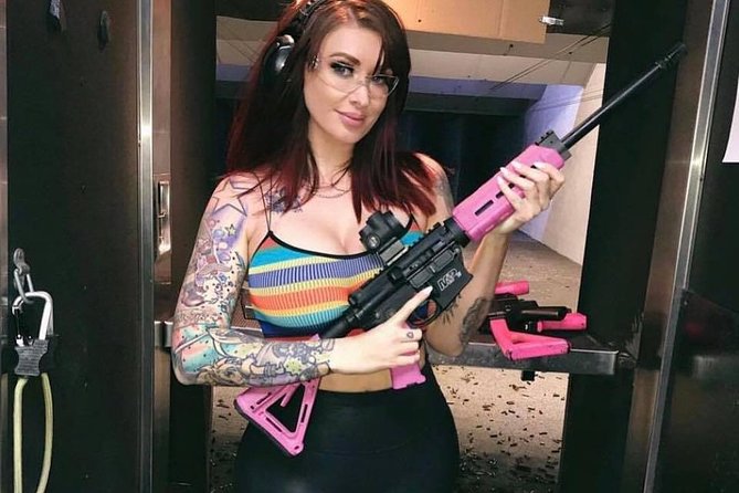 Femme Fatale Shooting Experience in Las Vegas - The pink Glock, MP5, and M4 lineup