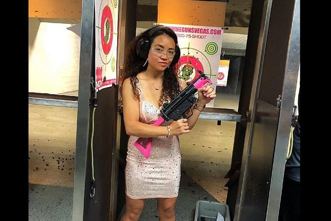 Femme Fatale Shooting Experience in Las Vegas - What to wear and bring