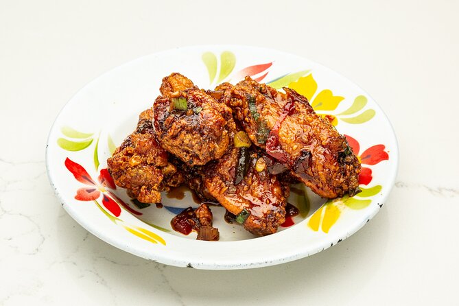 Foodie Tour: Virgin Hotel Private Self-Guided Finger Licking Foodie Tour - Stop two: comfort food and a livelier room