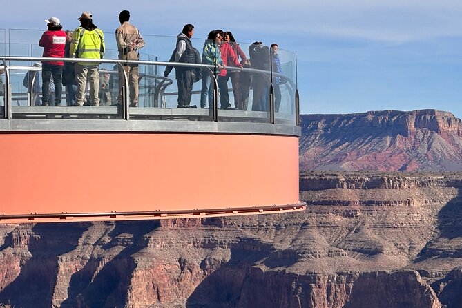 French Tour of the Skywalk Grand Canyon and Hoover Dam - Key points at a glance