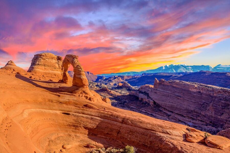 From Las Vegas: 7-Day Utah and Arizona National Parks Tour - Day 1: Zion’s canyon walls and river walk