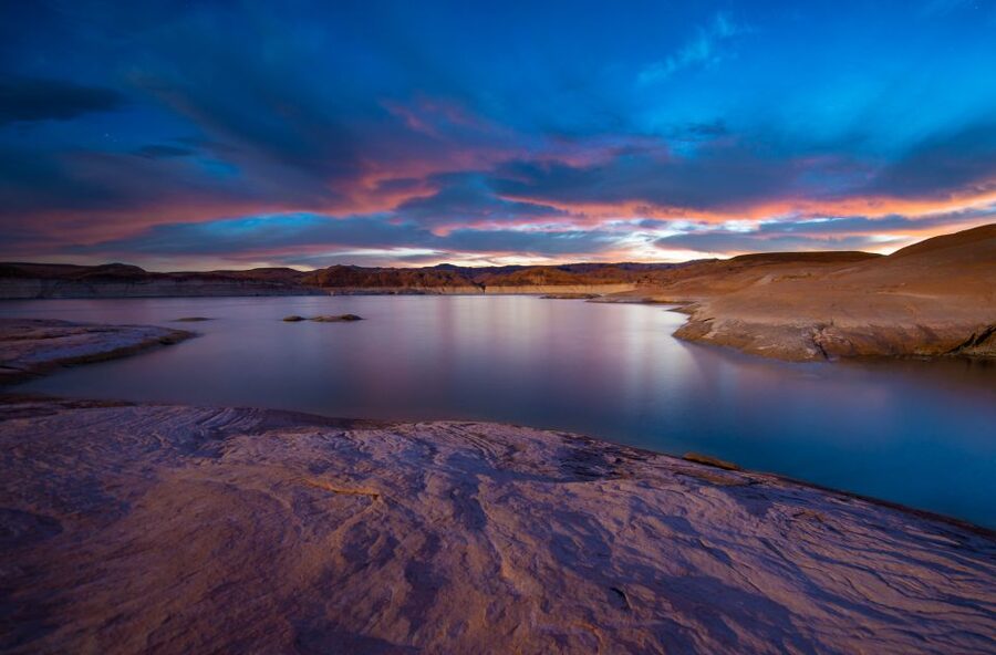 From Las Vegas: Antelope Canyon and Horseshoe Bend Day Trip - The short Lake Powell viewpoint stop