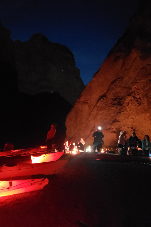 From Las Vegas: Black Canyon Twilight Kayak Tour - Sunset from the river and shore