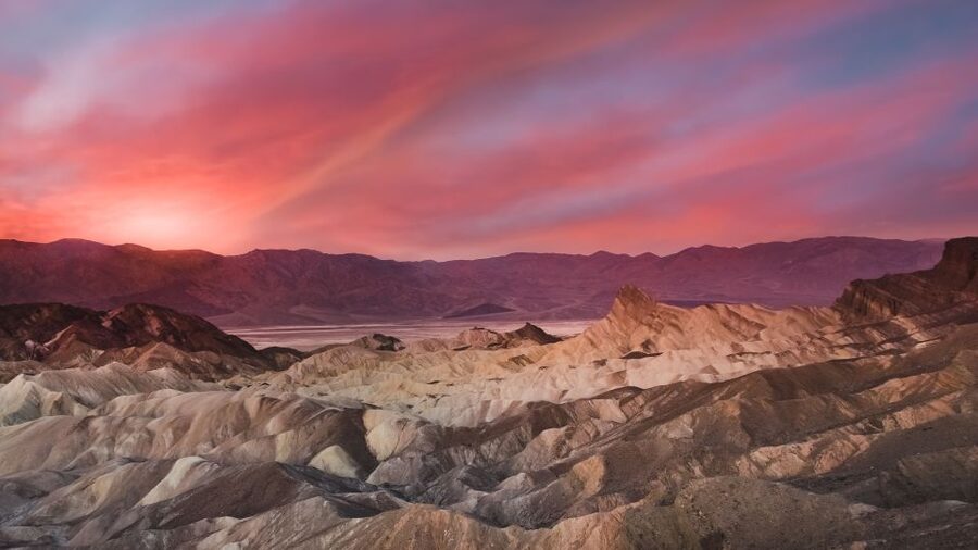 From Las Vegas: Death Valley & Rhyolite Ghost Town Day Trip - The small van is both the advantage and the catch