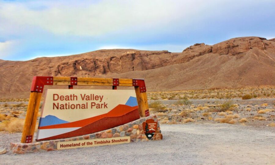 From Las Vegas: Full Day Death Valley Group Tour - Mesquite Flat Sand Dunes: an easy first taste of the desert