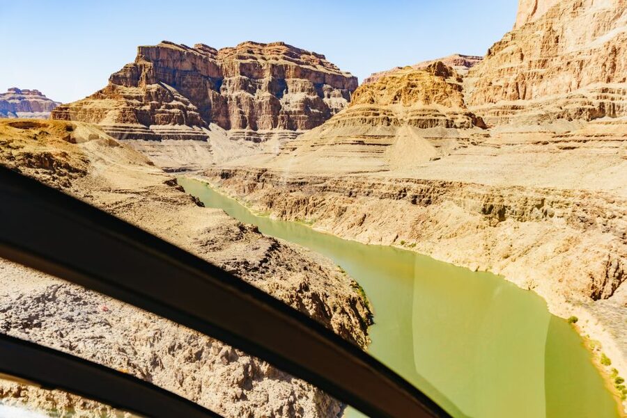 From Las Vegas: Grand Canyon Helicopter Tour with Champagne - From Maverick’s helipad to Lake Mead