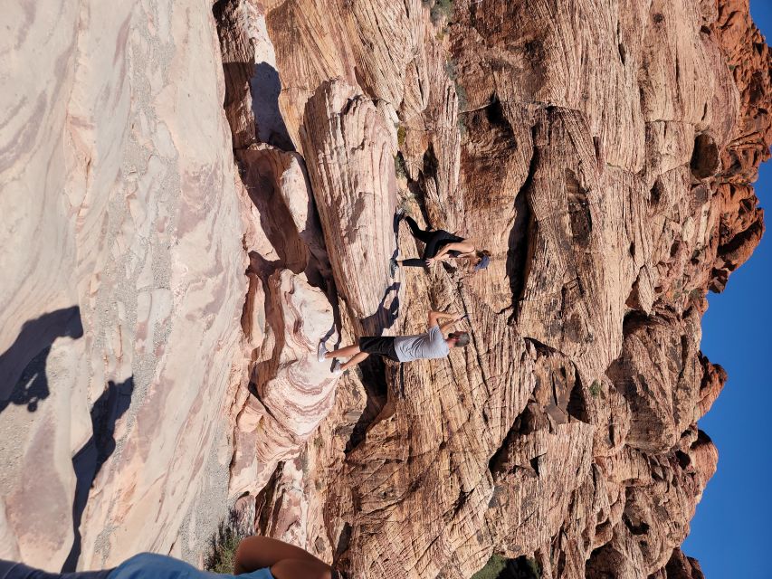 From Las Vegas: Red Rock Electric Car Self Drive Adventure - The road to Red Rock Canyon