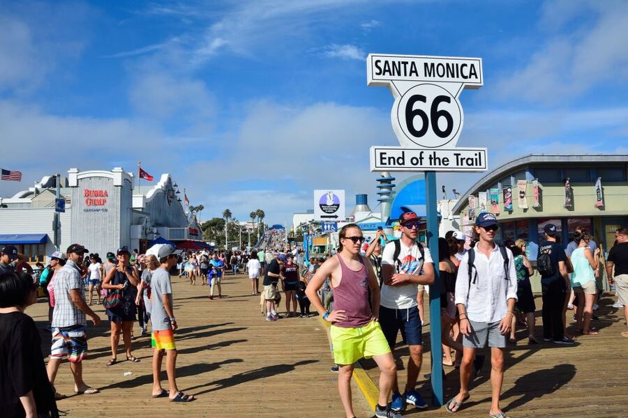 From Las Vegas: VIP Los Angeles/Hollywood Day Trip - Santa Monica Pier and the Pacific Ocean