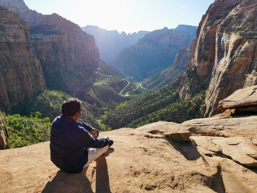 From Las Vegas: Zion National Park Small Group Adventure - The early start and the ride to Utah