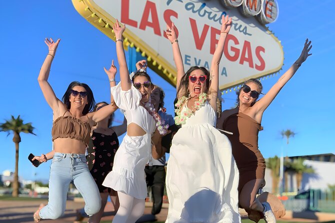 Get Married at the Fabulous Las Vegas Sign + Photos - Timing, transportation, and group size