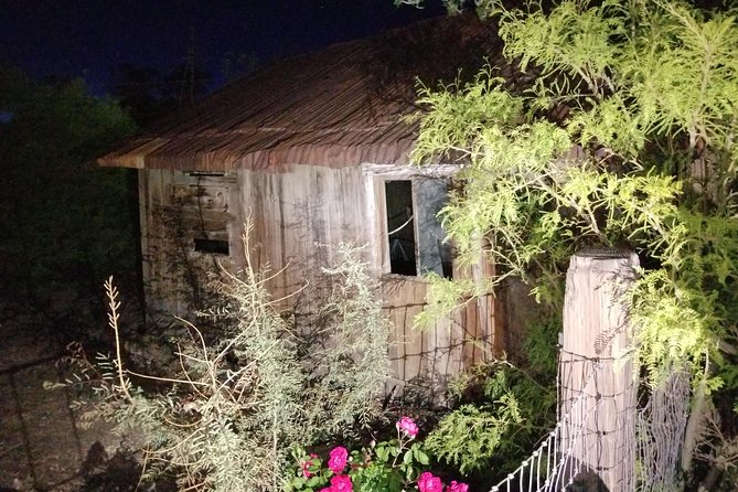 Ghost Hunt in Goodsprings from Las Vegas - Learning the equipment before the night walk