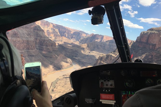 Grand Canyon Helicopter Tour and River Raft or Emerald Cave Kayak - Choosing the Willow Beach kayak trip